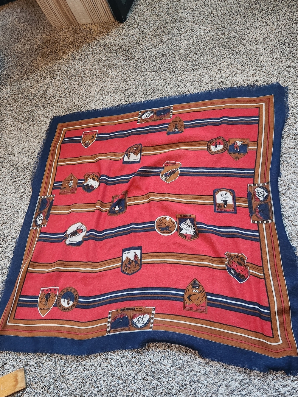 Vintage Womens Chamonix Competition Scarf 30” x 30”
